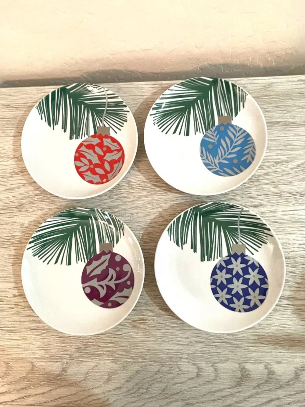 New Crate & Barrel Plates Set of 4 Holiday Ornament Christmas 6